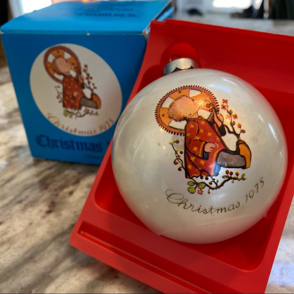 “Christmas Child” Berta Hummel Ornament 1975